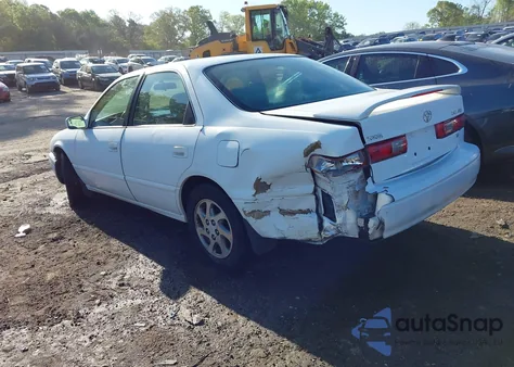 1999 Toyota Camry Xle V6 from USA, damaged, VIN 4T1BF28K5XU930080